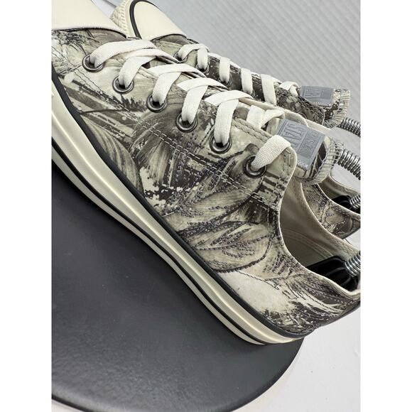 Converse Chuck Taylor All Star Women’s Size 9 Satin Floral OX 559864C Low Shoes - Picture 2 of 11